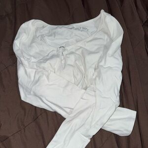 White long sleeve crop top